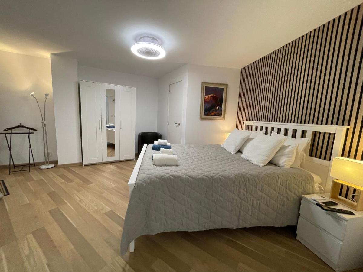 Bed and Breakfast Anna'S Garden Torrevieja Zimmer foto